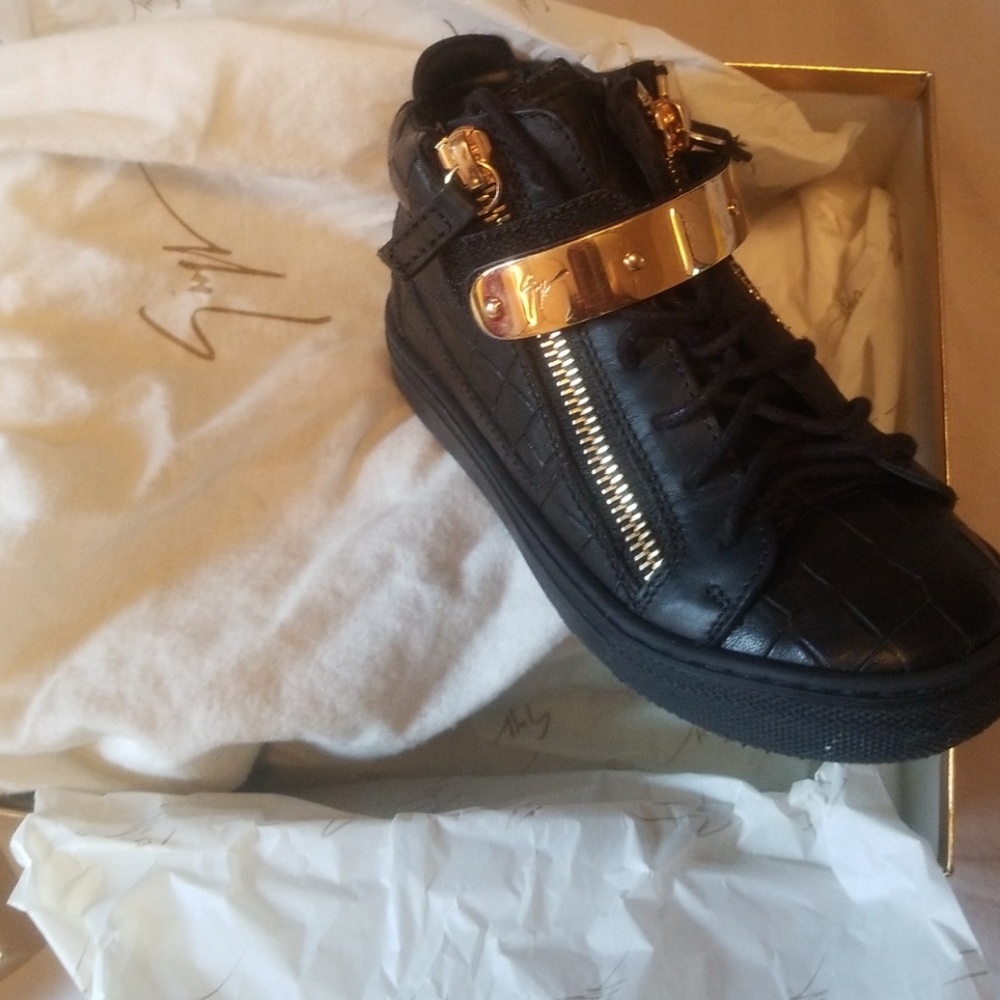 Giuseppe shoe